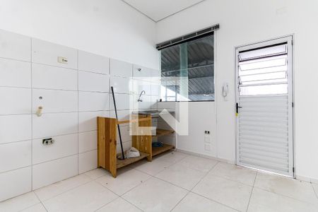 Cozinha de apartamento para alugar com 1 quarto, 26m² em Jardim Seckler, São Paulo