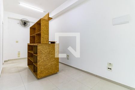 Quarto/Sala de apartamento para alugar com 1 quarto, 26m² em Jardim Seckler, São Paulo