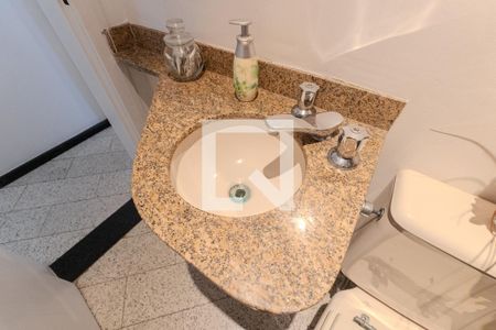 Lavabo de apartamento para alugar com 4 quartos, 160m² em Jardim Paulista, São Paulo