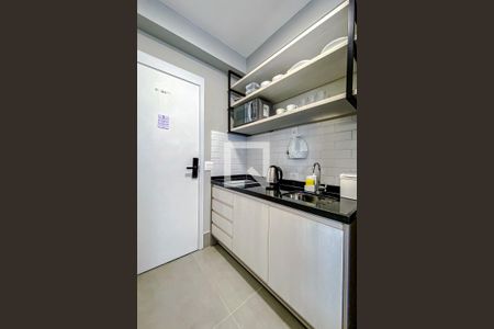 Cozinha de kitnet/studio para alugar com 1 quarto, 21m² em Paraíso, São Paulo