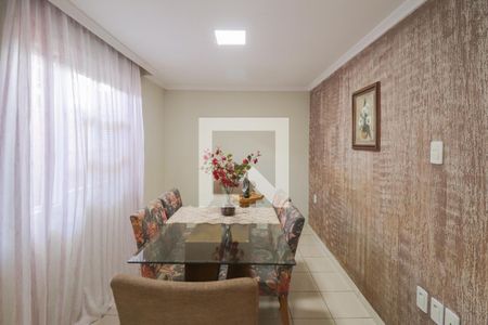 Sala de casa à venda com 4 quartos, 134m² em Campina, São Leopoldo