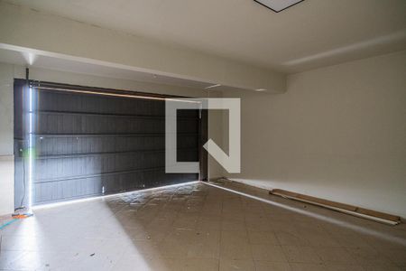 Casa de condomínio à venda com 188m², 3 quartos e 2 vagas Casa de condomínio à venda com 188m², 3 quartos e 2 vagasGaragem