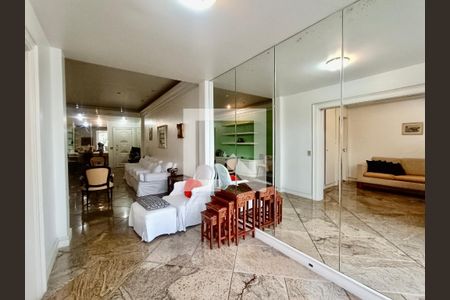 Sala de apartamento à venda com 3 quartos, 133m² em Copacabana, Rio de Janeiro