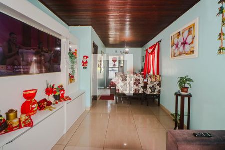 Sala de casa à venda com 5 quartos, 390m² em Vila Jardim, Porto Alegre