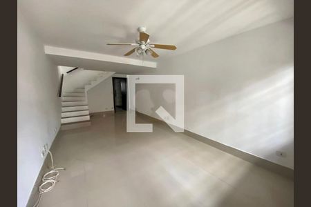 Casa à venda com 4 quartos, 161m² em Chácara Santo Antônio (Zona Sul), São Paulo