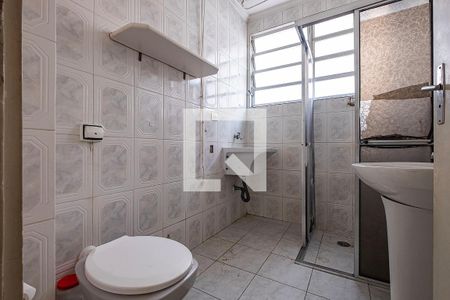 Banheiro de apartamento para alugar com 1 quarto, 60m² em Cerqueira César, São Paulo