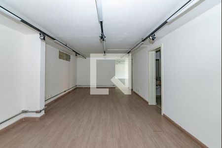 Casa à venda com 845m², 5 quartos e sem vaga Casa à venda com 845m², 5 quartos e sem vagaSala 3