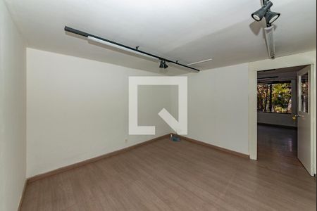 Casa à venda com 845m², 5 quartos e sem vaga Casa à venda com 845m², 5 quartos e sem vagaSala 4