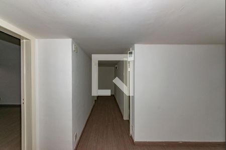 Casa à venda com 845m², 5 quartos e sem vaga Casa à venda com 845m², 5 quartos e sem vagaCorredor