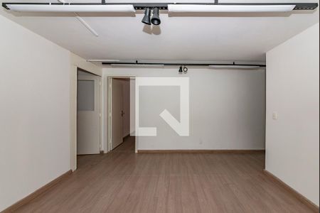 Casa à venda com 845m², 5 quartos e sem vaga Casa à venda com 845m², 5 quartos e sem vagaSala 4