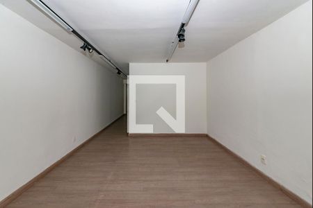 Casa à venda com 845m², 5 quartos e sem vaga Casa à venda com 845m², 5 quartos e sem vagaSala 4