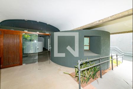 Casa à venda com 845m², 5 quartos e sem vaga Casa à venda com 845m², 5 quartos e sem vagaEntrada