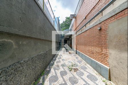 Casa à venda com 845m², 5 quartos e sem vaga Casa à venda com 845m², 5 quartos e sem vagaQuintal