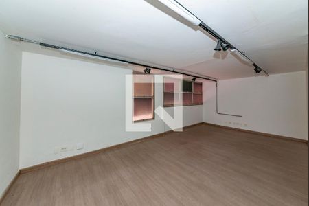 Casa à venda com 845m², 5 quartos e sem vaga Casa à venda com 845m², 5 quartos e sem vagaQuarto 5