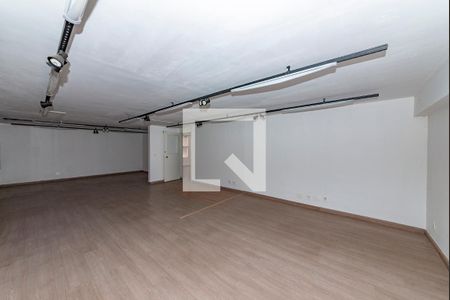 Casa à venda com 845m², 5 quartos e sem vaga Casa à venda com 845m², 5 quartos e sem vagaSala 5