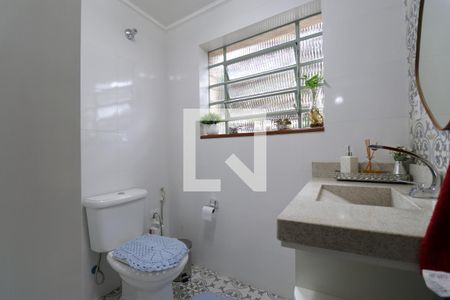 Lavabo de casa à venda com 4 quartos, 331m² em Vila Anglo Brasileira, São Paulo