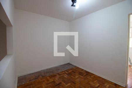 Sala de TV de casa para alugar com 2 quartos, 110m² em Vila Butantã, São Paulo