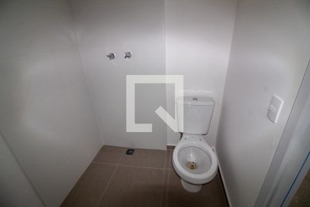 Banheiro de kitnet/studio à venda com 1 quarto, 22m² em Santo Amaro, São Paulo