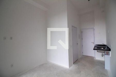 Sala / Quarto - Studio de kitnet/studio à venda com 1 quarto, 22m² em Santo Amaro, São Paulo