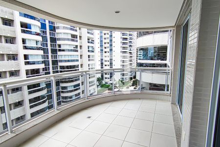 varanda de apartamento para alugar com 2 quartos, 86m² em Camorim, Rio de Janeiro