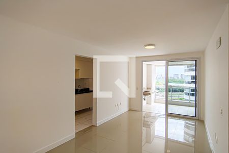 sala de apartamento para alugar com 2 quartos, 86m² em Camorim, Rio de Janeiro