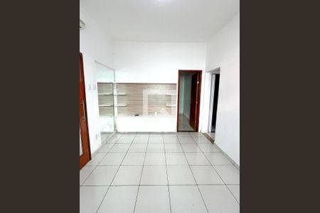 Sala de casa à venda com 3 quartos, 130m² em Irajá, Rio de Janeiro