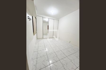 Quarto 1 de casa à venda com 3 quartos, 130m² em Irajá, Rio de Janeiro