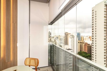 Sala de kitnet/studio para alugar com 1 quarto, 28m² em Indianópolis, São Paulo