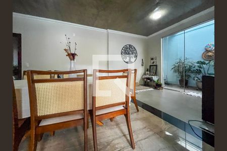 Sala de casa para alugar com 4 quartos, 140m² em Caiçaras, Belo Horizonte