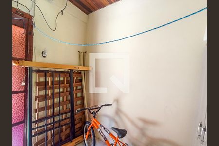 Quarto 2  de casa à venda com 3 quartos, 300m² em Cavalhada, Porto Alegre