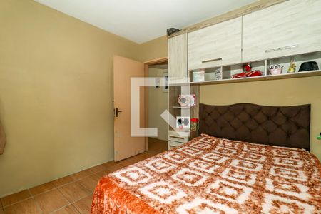 Quarto de apartamento para alugar com 2 quartos, 60m² em Rubem Berta, Porto Alegre