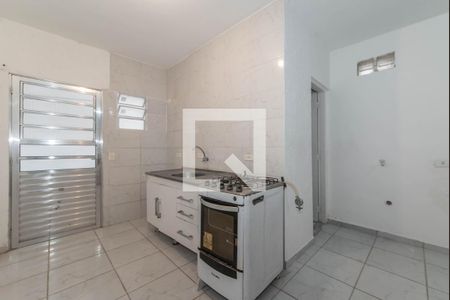 Cozinha de kitnet/studio para alugar com 1 quarto, 25m² em Vila Gumercindo, São Paulo