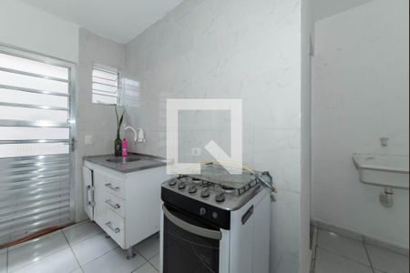 Cozinha de kitnet/studio para alugar com 1 quarto, 22m² em Vila Gumercindo, São Paulo