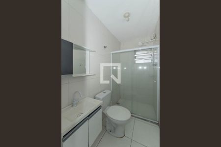 Banheiro de kitnet/studio para alugar com 1 quarto, 22m² em Vila Gumercindo, São Paulo