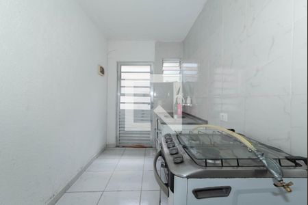 Cozinha de kitnet/studio para alugar com 1 quarto, 22m² em Vila Gumercindo, São Paulo