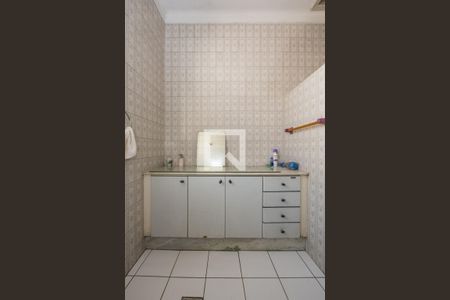 Casa à venda com 100m², 3 quartos e sem vaga Casa à venda com 100m², 3 quartos e sem vagaBanheiro Social