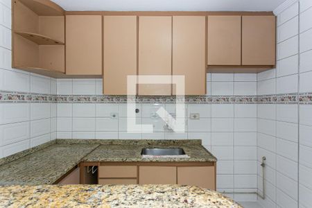 Cozinha de apartamento para alugar com 2 quartos, 50m² em Vila Sao Geraldo, São Paulo