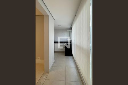 Sacada de apartamento para alugar com 2 quartos, 76m² em Empresarial 18 do Forte, Barueri