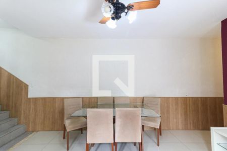 Sala de casa para alugar com 4 quartos, 160m² em Pilares, Rio de Janeiro