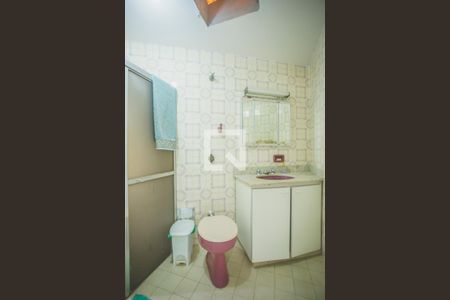 Casa à venda com 160m², 2 quartos e 2 vagas Casa à venda com 160m², 2 quartos e 2 vagasBanheiro Suíte