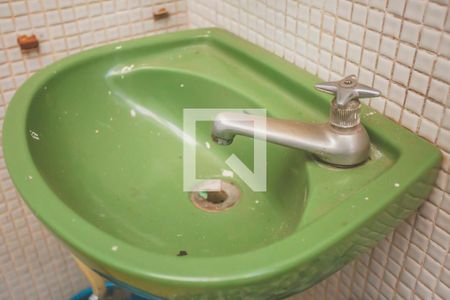 Casa à venda com 160m², 2 quartos e 2 vagas Casa à venda com 160m², 2 quartos e 2 vagasQuintal