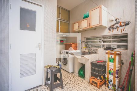 Casa à venda com 160m², 2 quartos e 2 vagas Casa à venda com 160m², 2 quartos e 2 vagasÁrea de Serviço