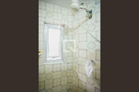 Casa à venda com 160m², 2 quartos e 2 vagas Casa à venda com 160m², 2 quartos e 2 vagasBanheiro Suíte