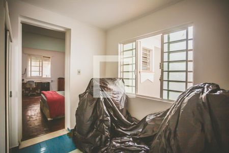 Casa à venda com 160m², 2 quartos e 2 vagas Casa à venda com 160m², 2 quartos e 2 vagasCloset