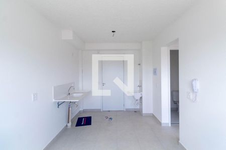 Sala/Cozinha de apartamento para alugar com 2 quartos, 35m² em Vila Ré, São Paulo