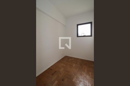 Apartamento à venda com 300m², 4 quartos e 4 vagas Apartamento à venda com 300m², 4 quartos e 4 vagasÁrea de Serviço