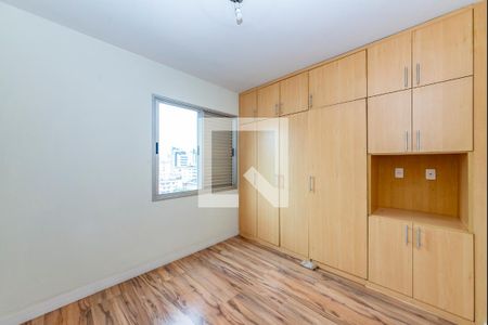 Suíte de apartamento à venda com 2 quartos, 70m² em Alto Barroca, Belo Horizonte