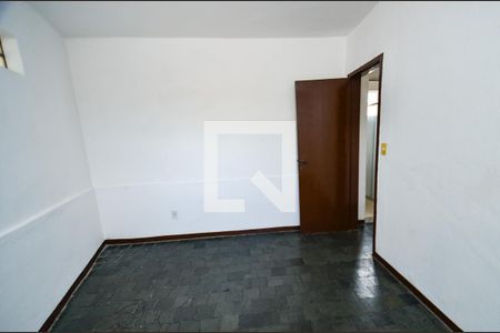 Quarto2 de casa para alugar com 2 quartos, 120m² em Santa Cruz, Belo Horizonte