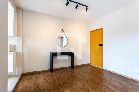 Sala de apartamento à venda com 2 quartos, 72m² em Centro de Apoio I (Alphaville), Santana de Parnaíba