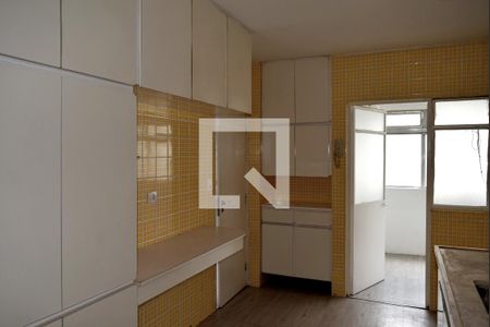 Cozinha de apartamento à venda com 3 quartos, 113m² em Consolação, São Paulo